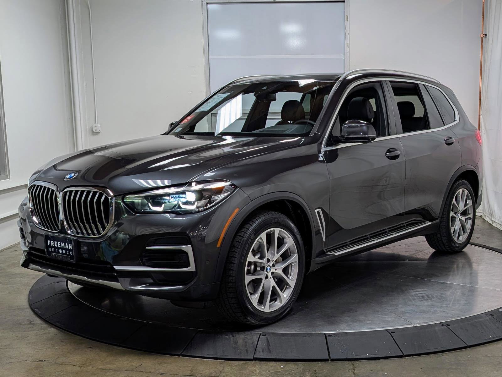 Used 2023 BMW X5 xDrive40i AWD/4WD image 4