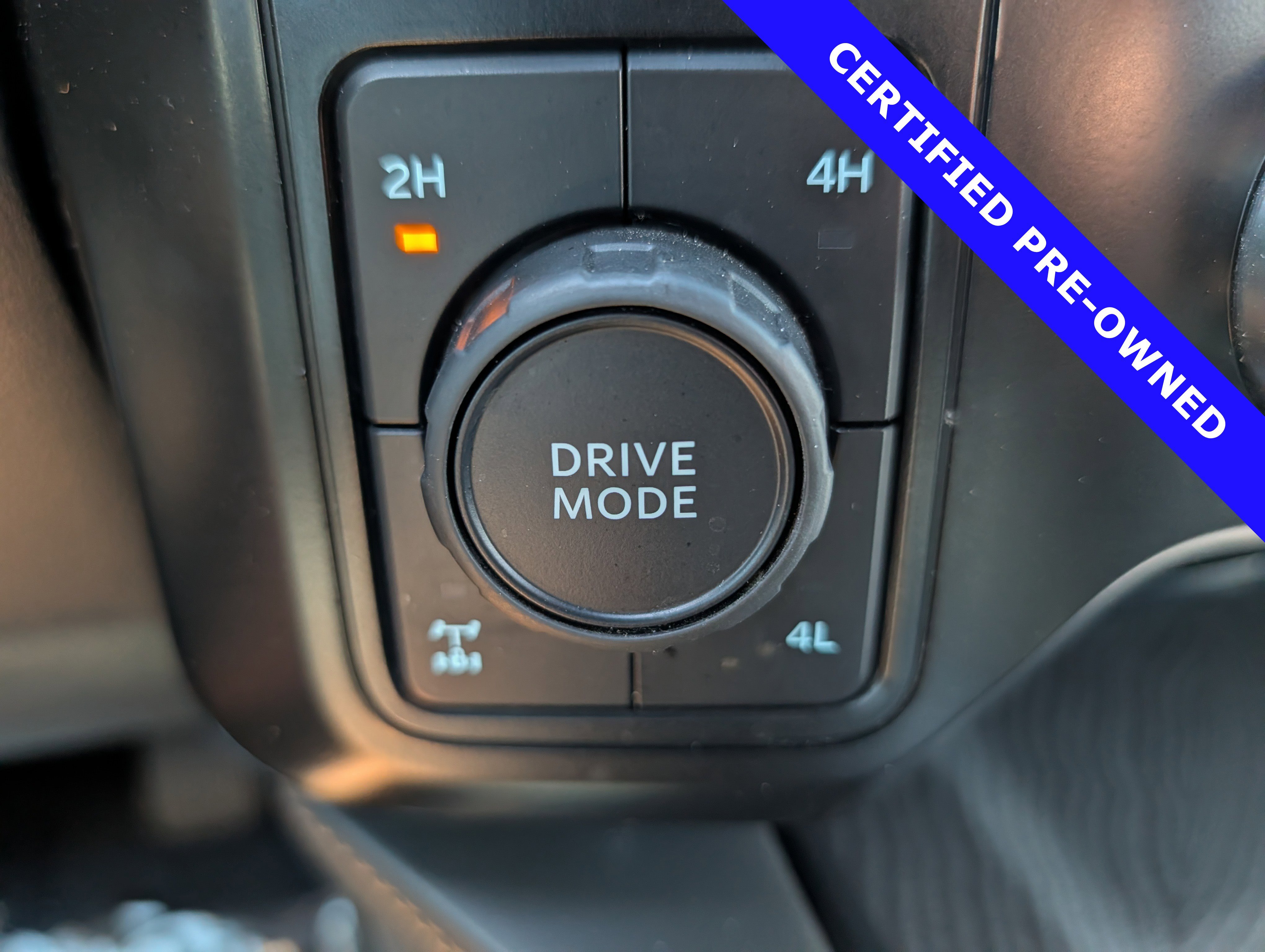 Certified 2023 Ford F250 4x4 Crew Cab Super Duty image 35
