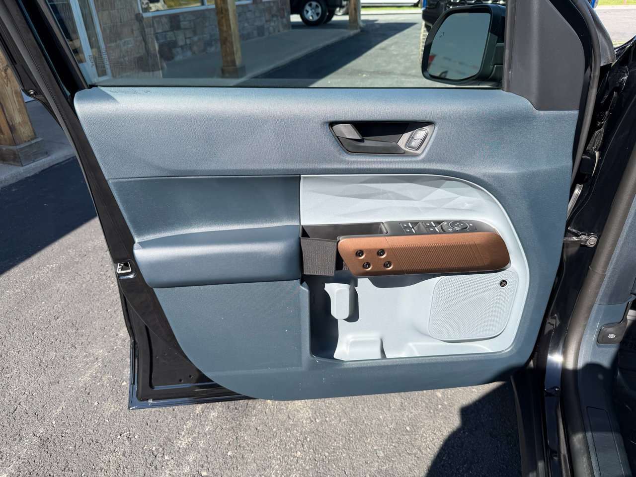 Used 2024 Ford Maverick Lariat w/ FX4 Off-Road Package image 12