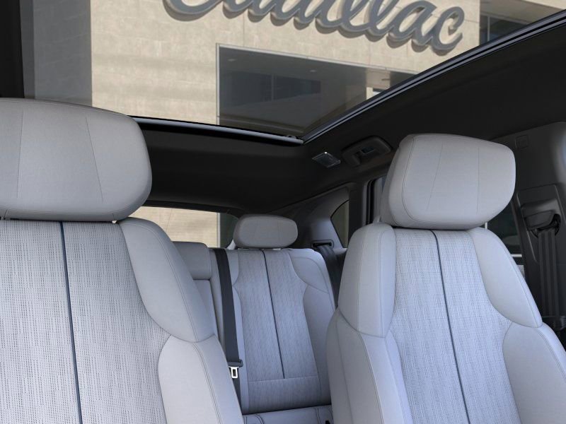 New 2025 Cadillac Optiq Sport 2 AWD/4WD image 24