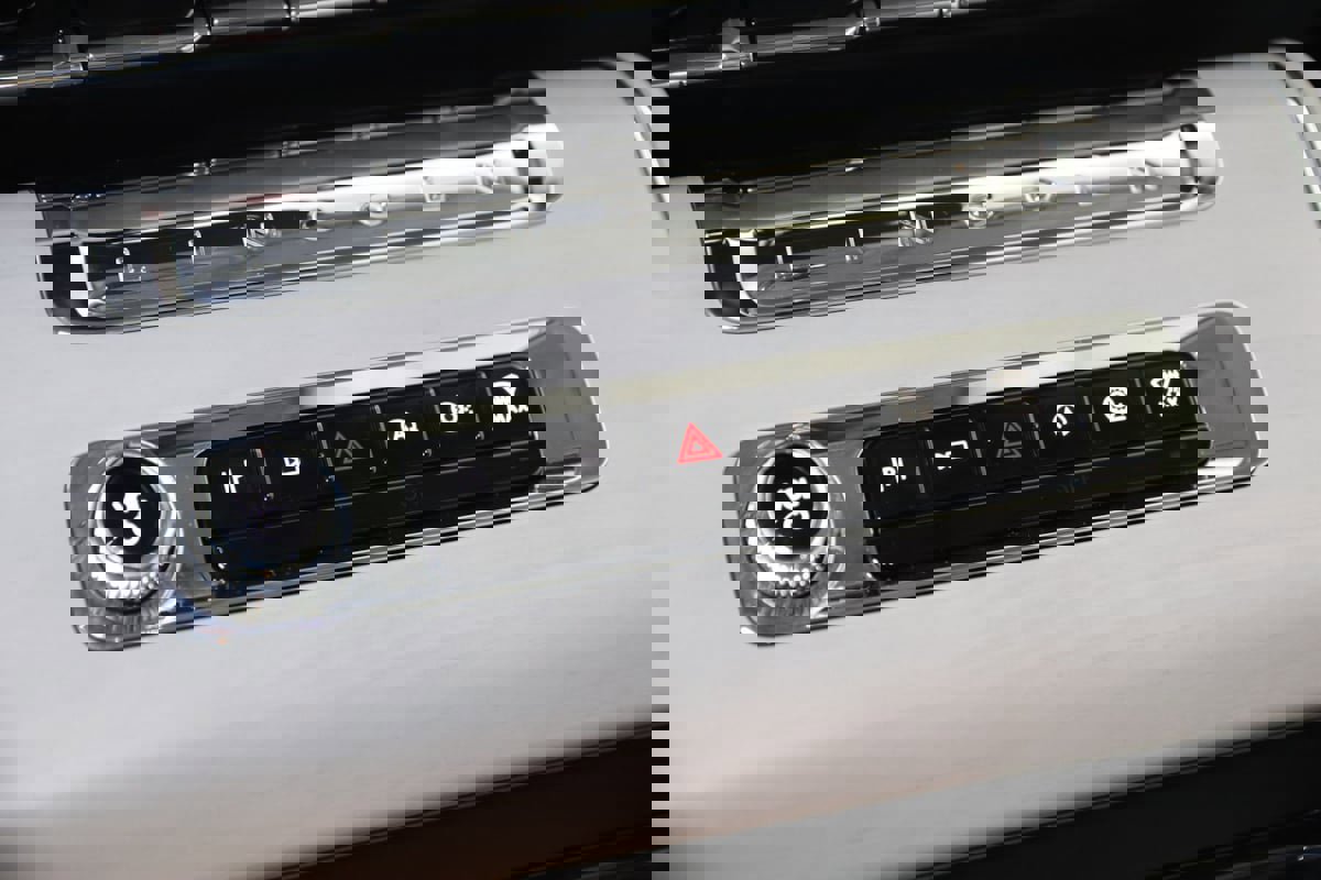 Used 2025 Lincoln Aviator Reserve w/ Illumination Package AWD/4WD image 29