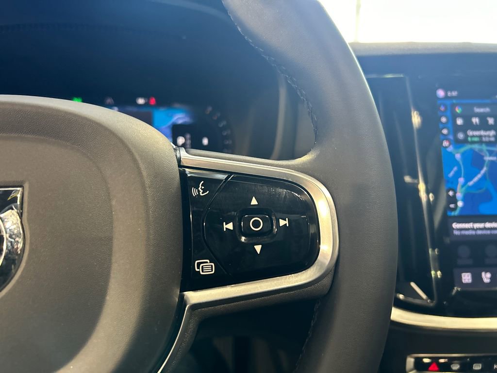Certified 2023 Volvo S60 B5 Plus w/ Climate Package image 13