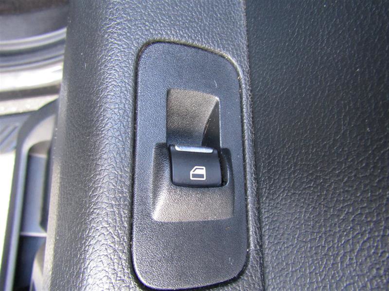 Used 2017 Ford F150 XLT w/ Equipment Group 302A Luxury image 37