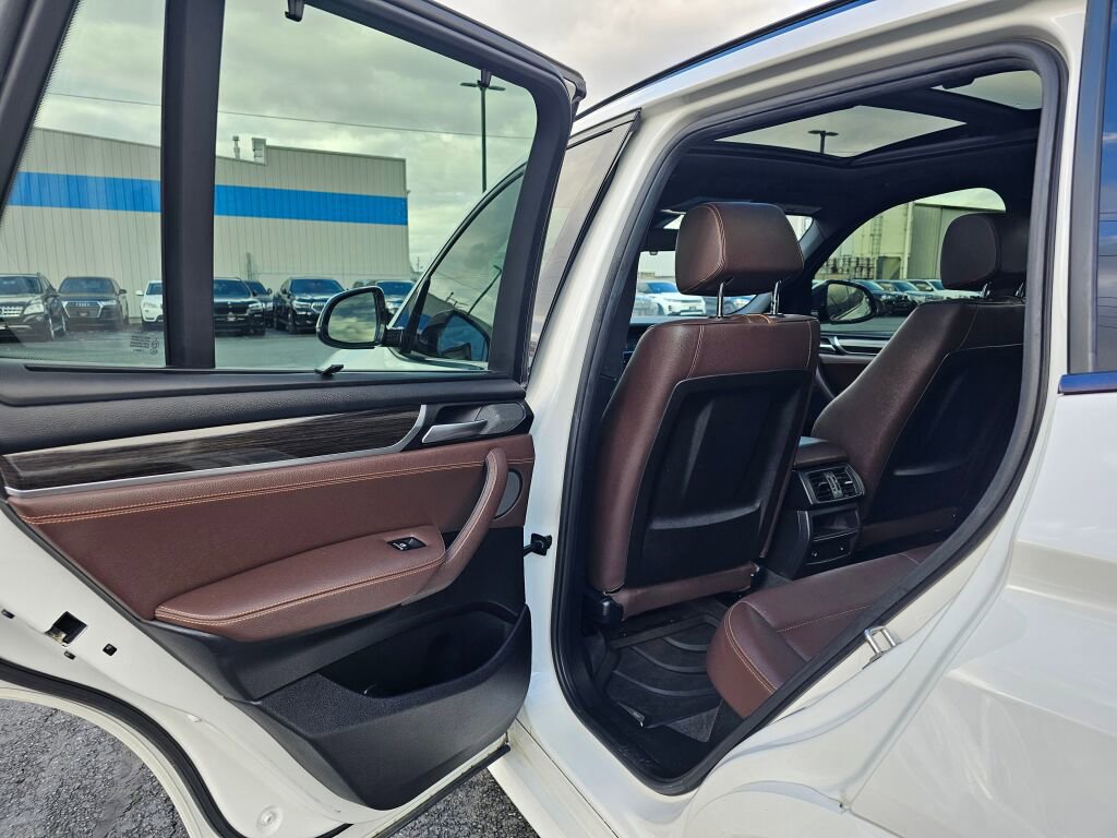 Used 2017 BMW X3 xDrive35i AWD/4WD image 16