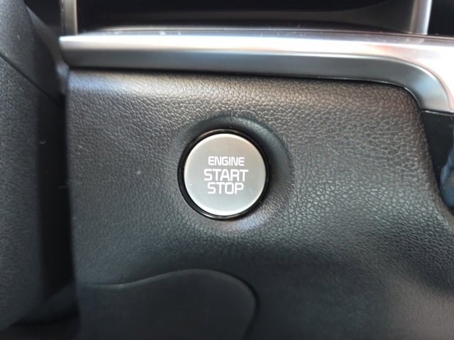 Used 2025 Kia Sorento LX image 11