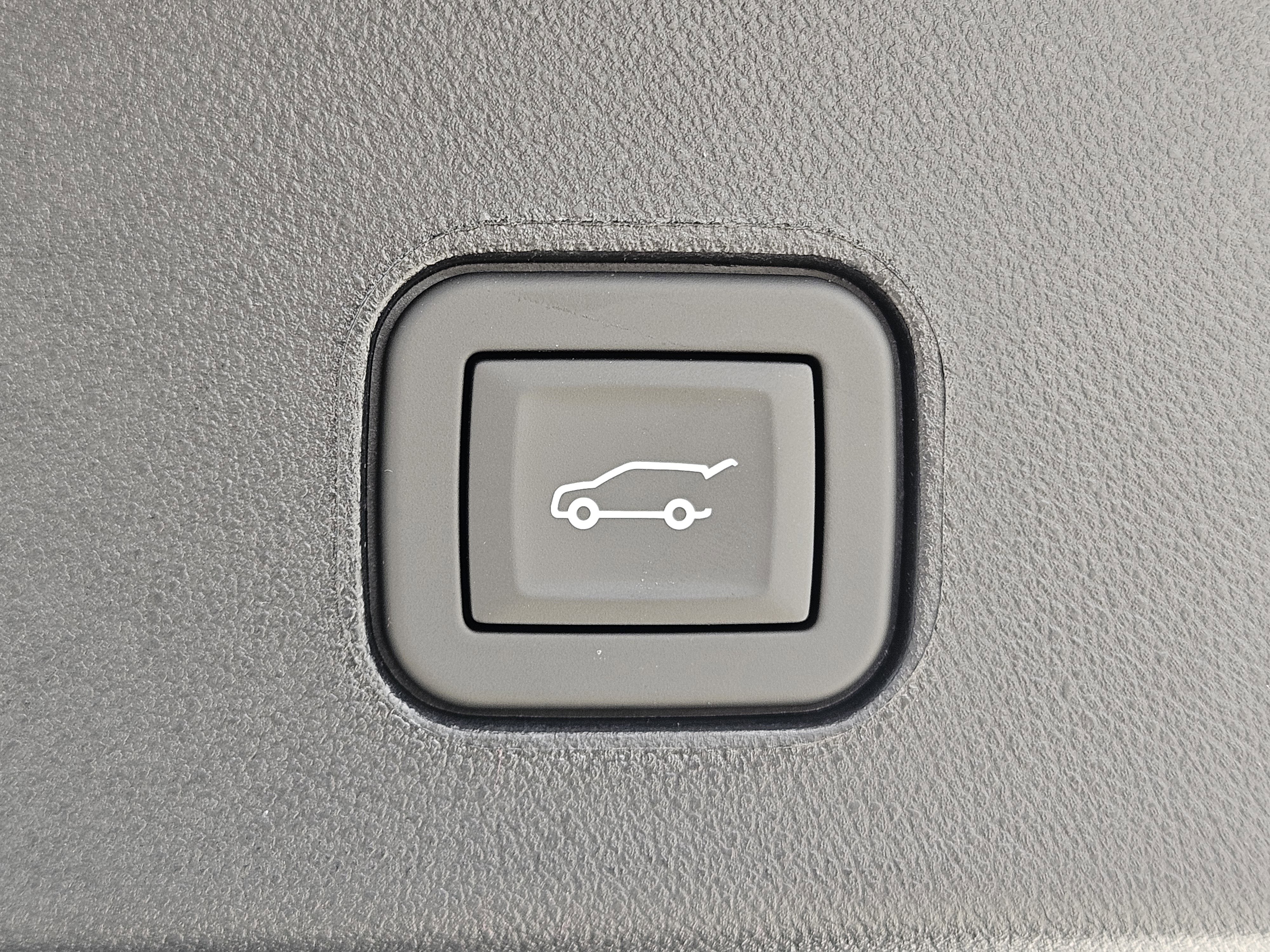 New 2026 Cadillac Lyriq V image 13