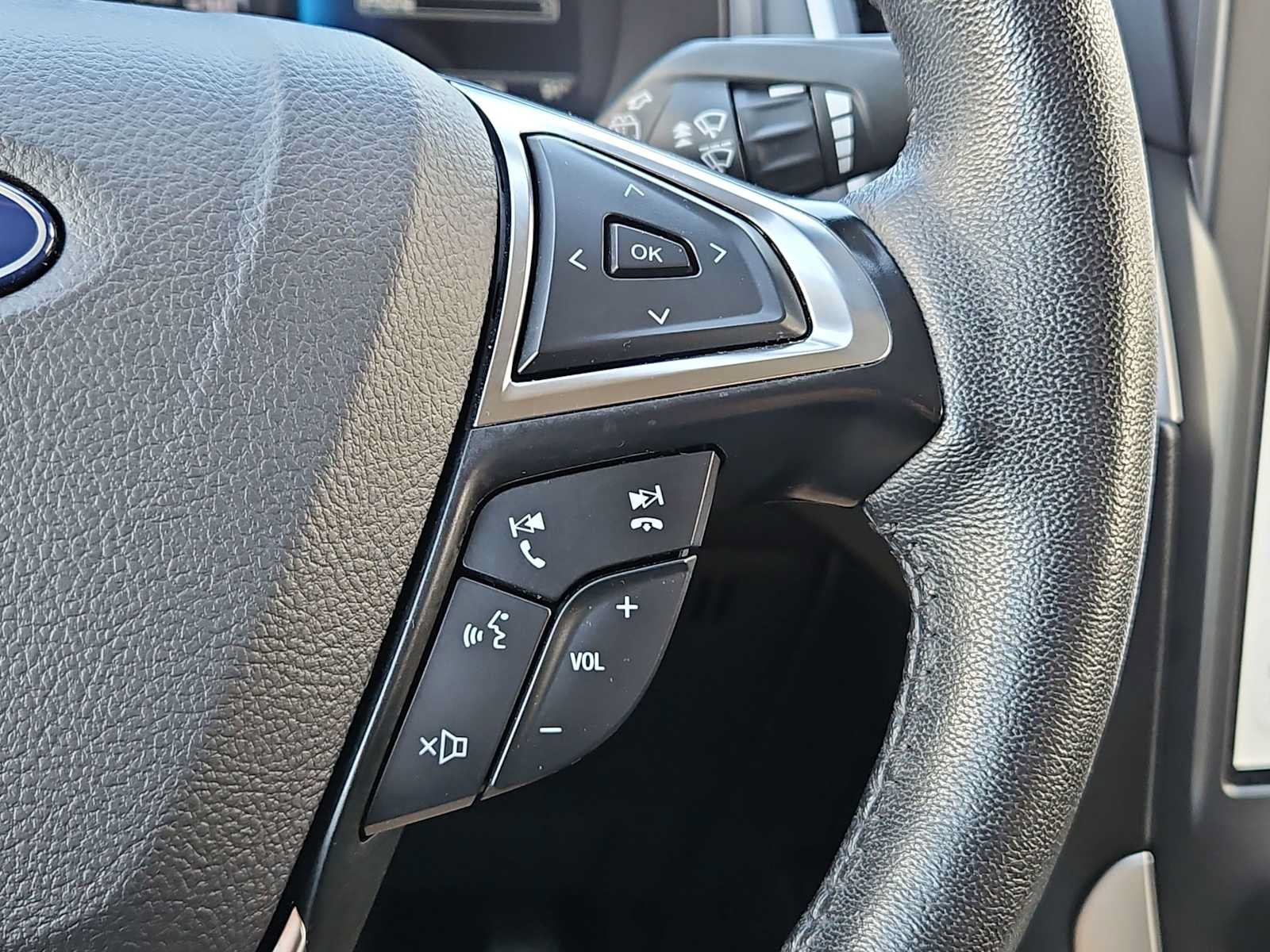 Used 2024 Ford Edge SEL AWD/4WD image 22