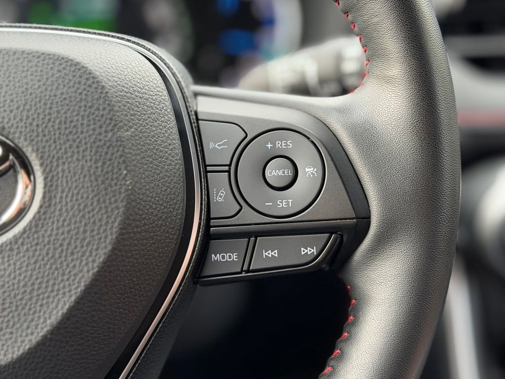 Used 2024 Toyota RAV4 SE w/ Weather & Moonroof Package image 11