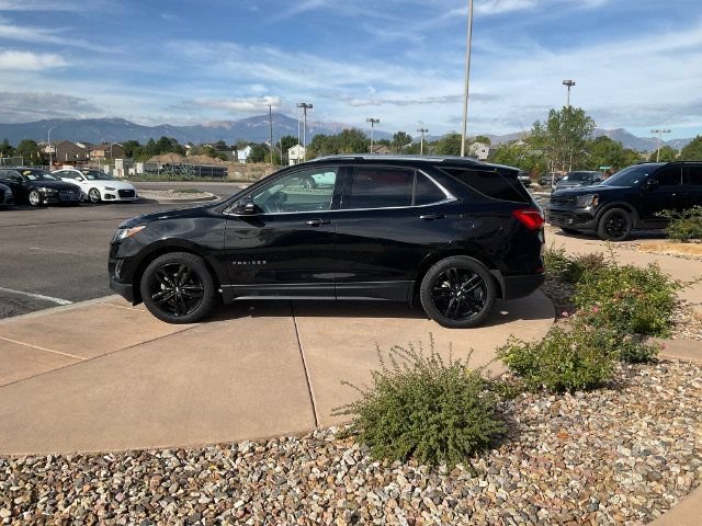 Used 2020 Chevrolet Equinox LT w/ Midnight Edition FWD image 7
