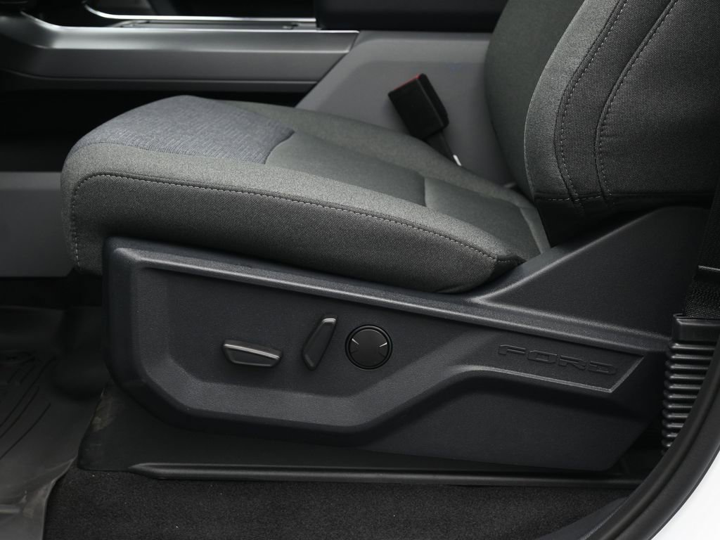 New 2025 Ford F150 XLT w/ Equipment Group 303A High image 8