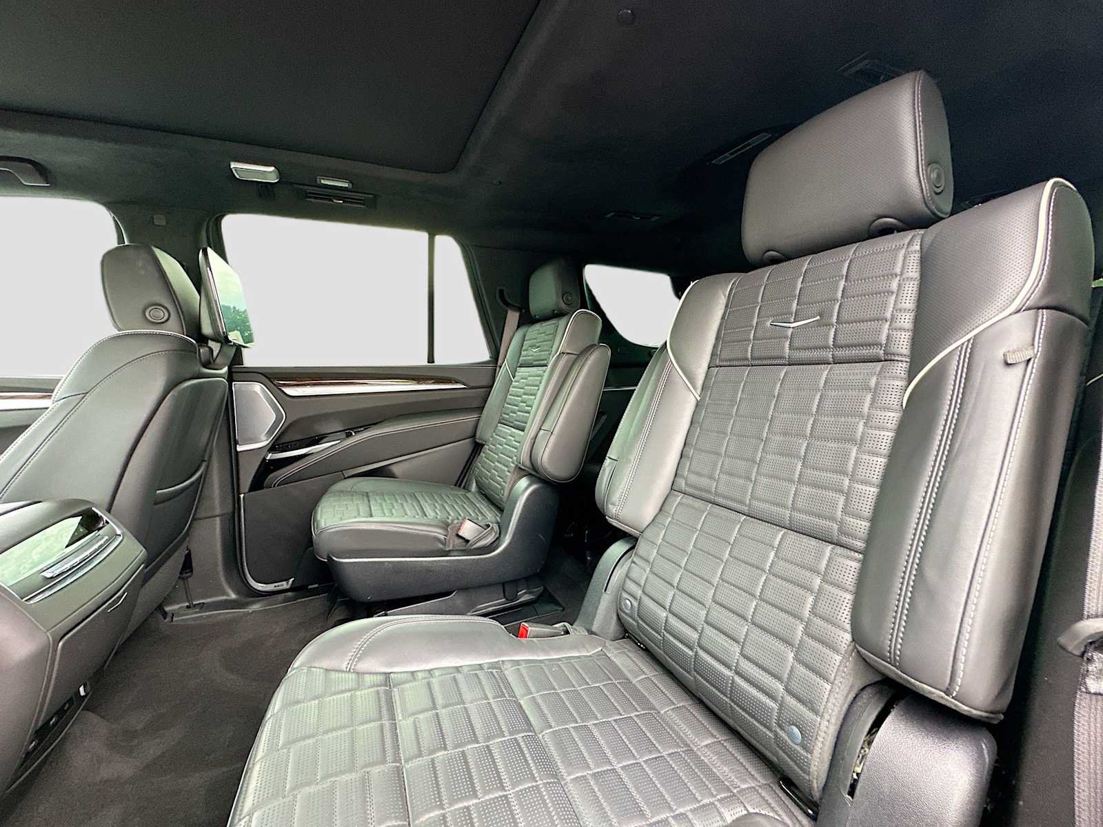 Used 2025 Cadillac Escalade Sport Platinum AWD/4WD image 26