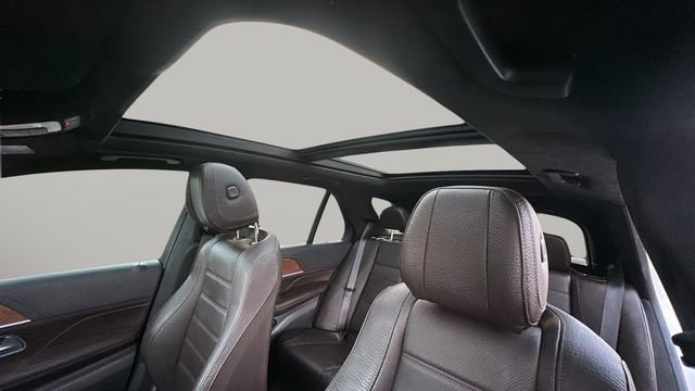 Used 2020 Mercedes-Benz GLE 580 4MATIC image 12