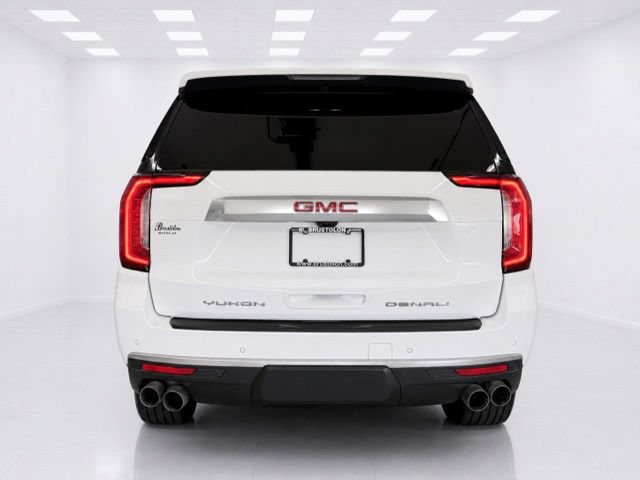 Used 2023 GMC Yukon Denali w/ Advanced Technology Package AWD/4WD image 13