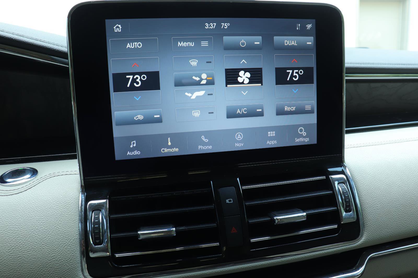 Used 2020 Lincoln Navigator Reserve w/ Luxury Package image 33