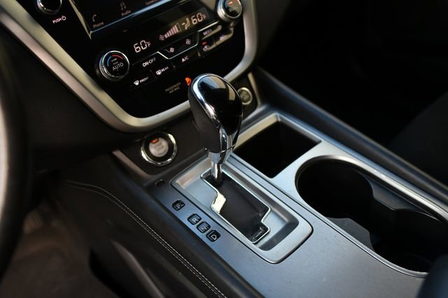 Used 2020 Nissan Murano SV image 12