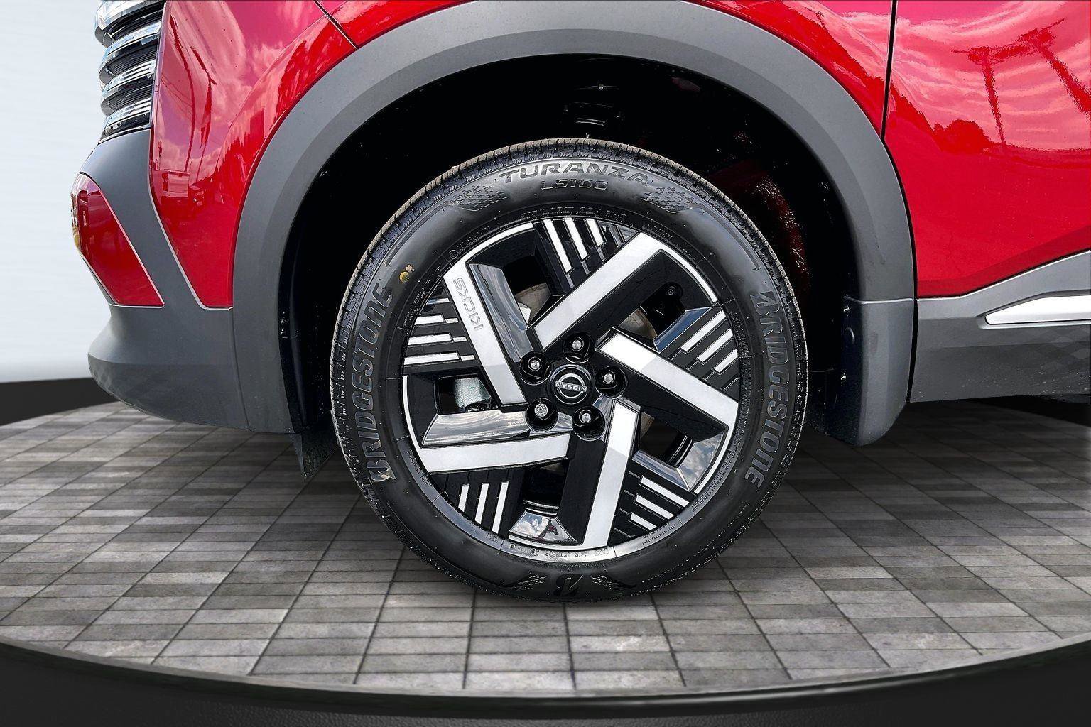 New 2026 Nissan Kicks SV FWD image 12
