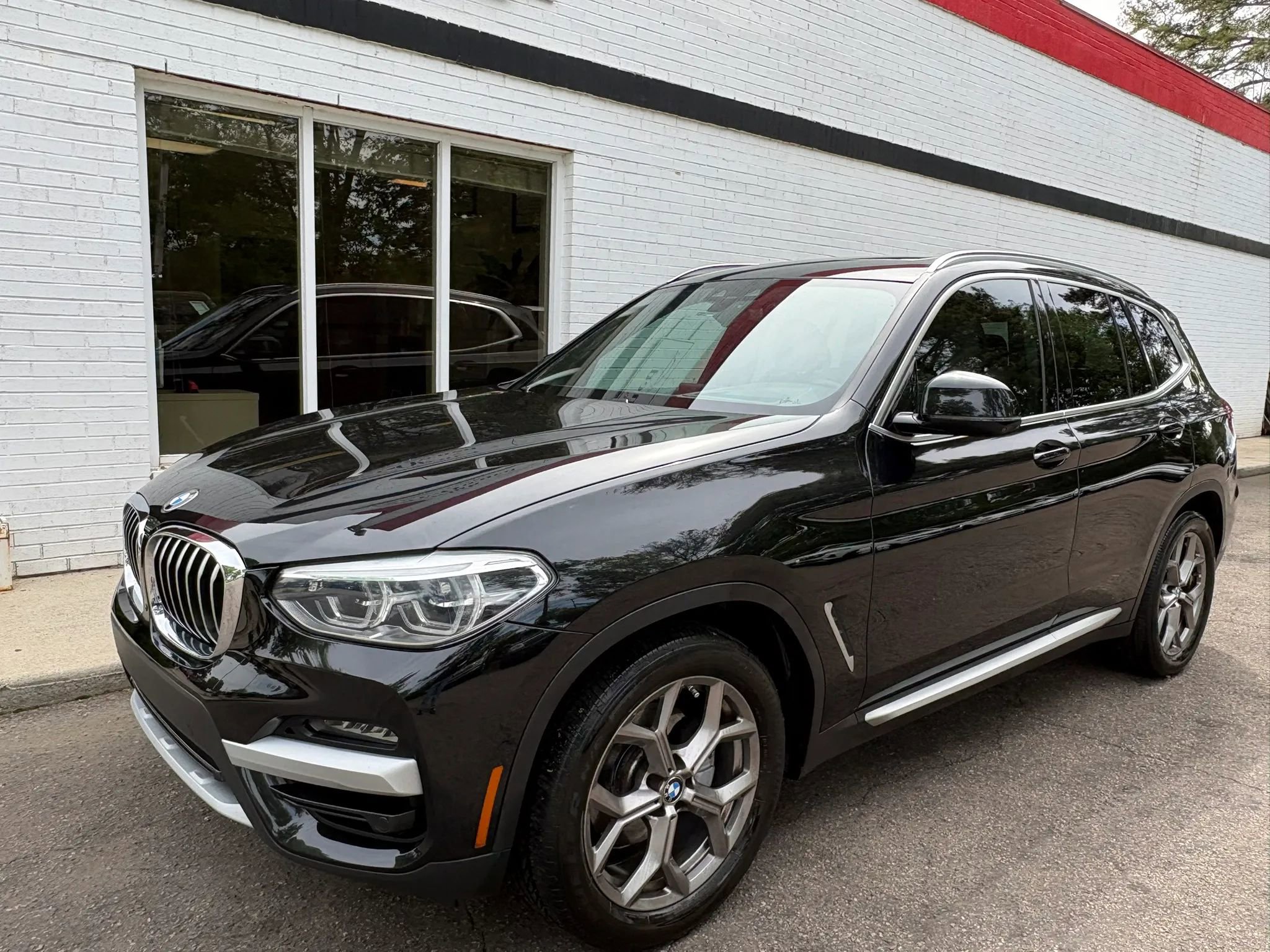 Used 2021 BMW X3 sDrive30i w/ Executive Package RWD image 2