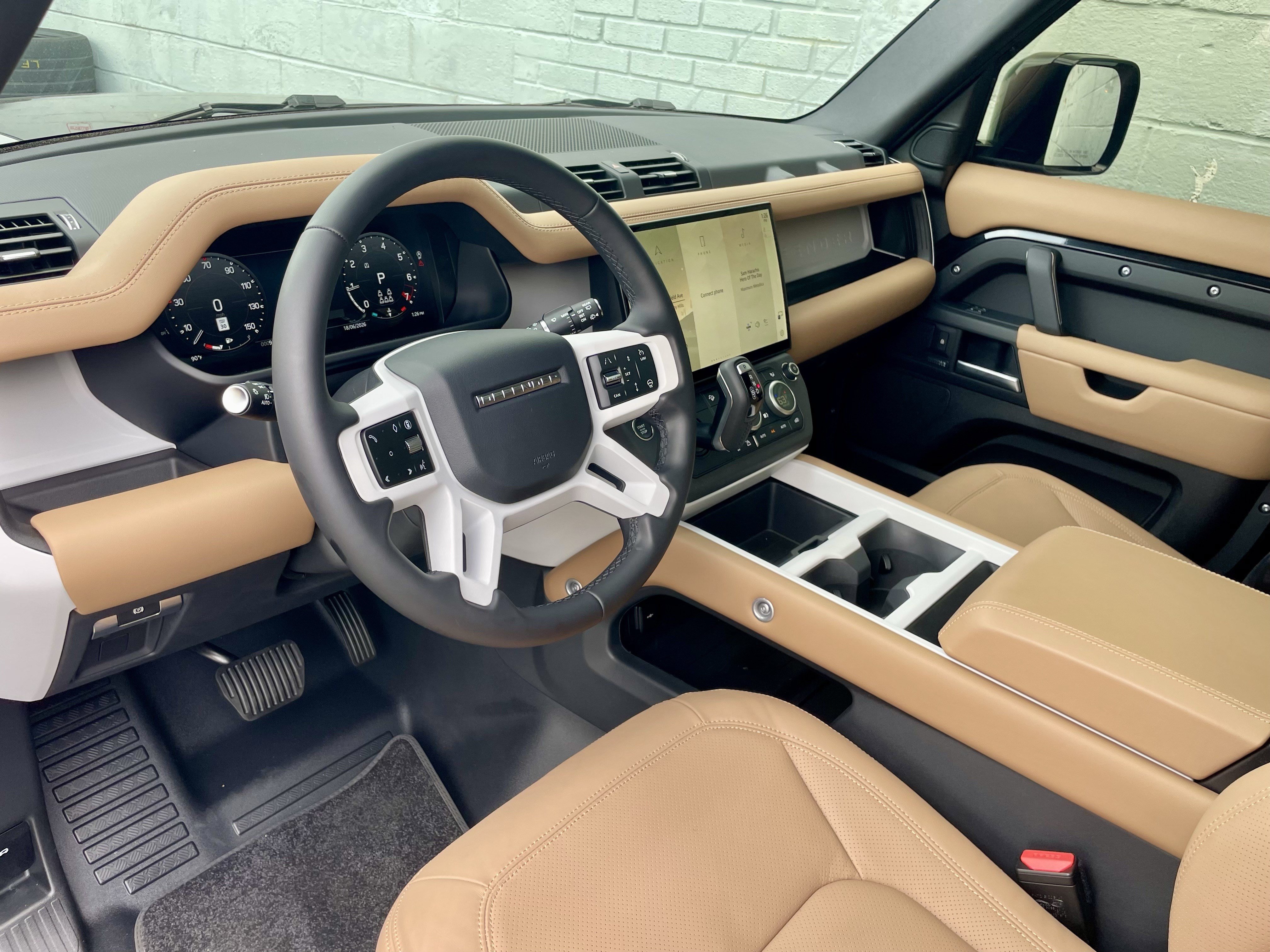 Certified 2026 Land Rover Defender 130 X-Dynamic SE AWD/4WD image 13