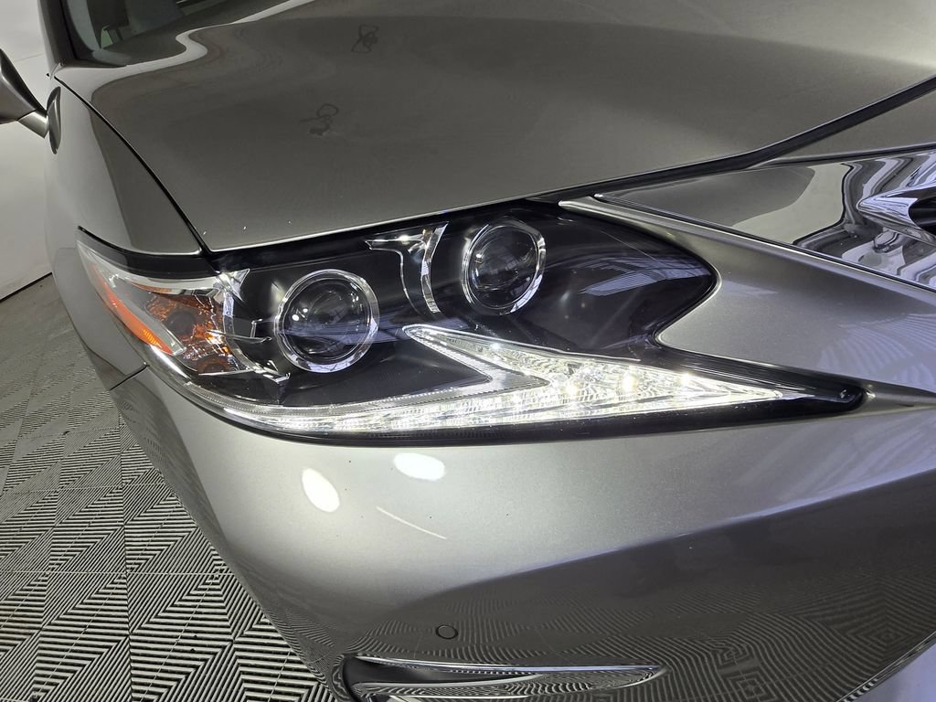 Used 2017 Lexus ES 350 FWD image 4