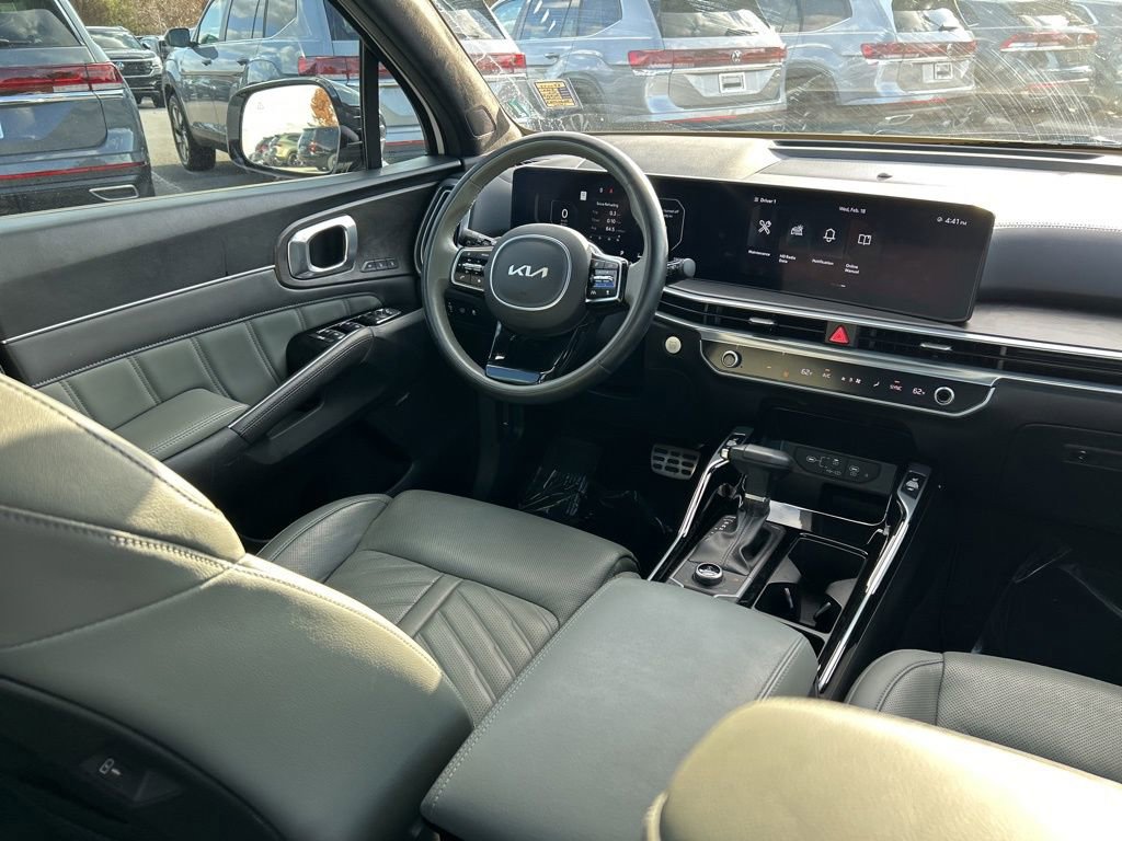Used 2024 Kia Sorento SX Prestige w/ Sage Leather Package image 9