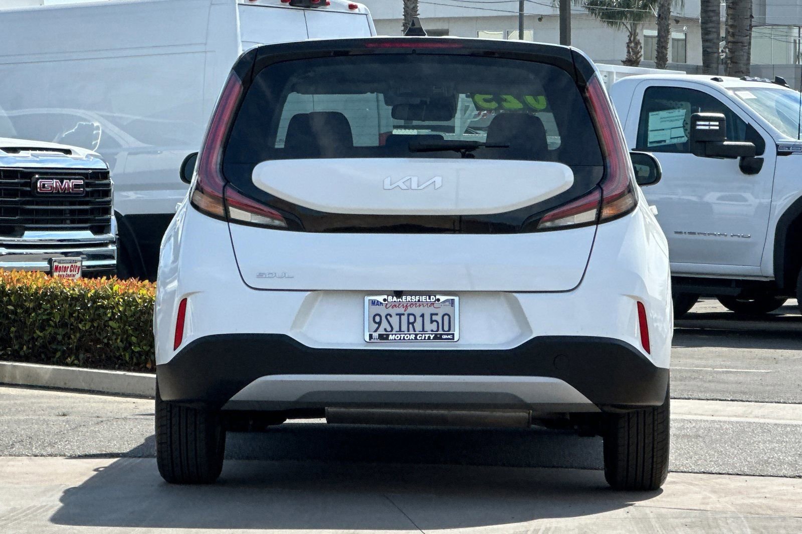 Used 2025 Kia Soul LX w/ LX Technology Package image 5