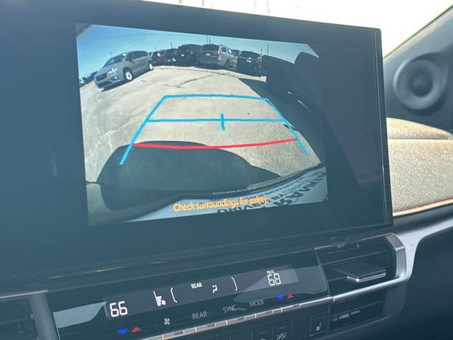 Used 2025 Toyota Sienna XSE w/ XSE Plus Package AWD/4WD image 20
