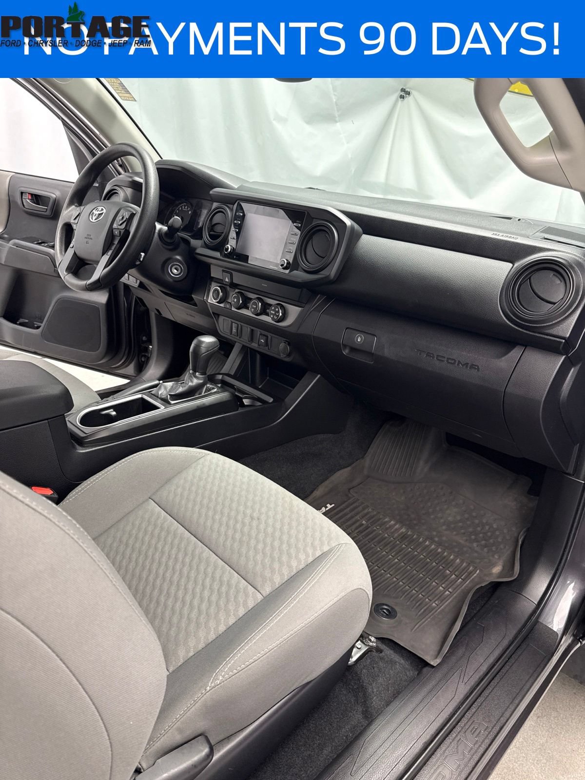 Used 2020 Toyota Tacoma SR AWD/4WD image 25