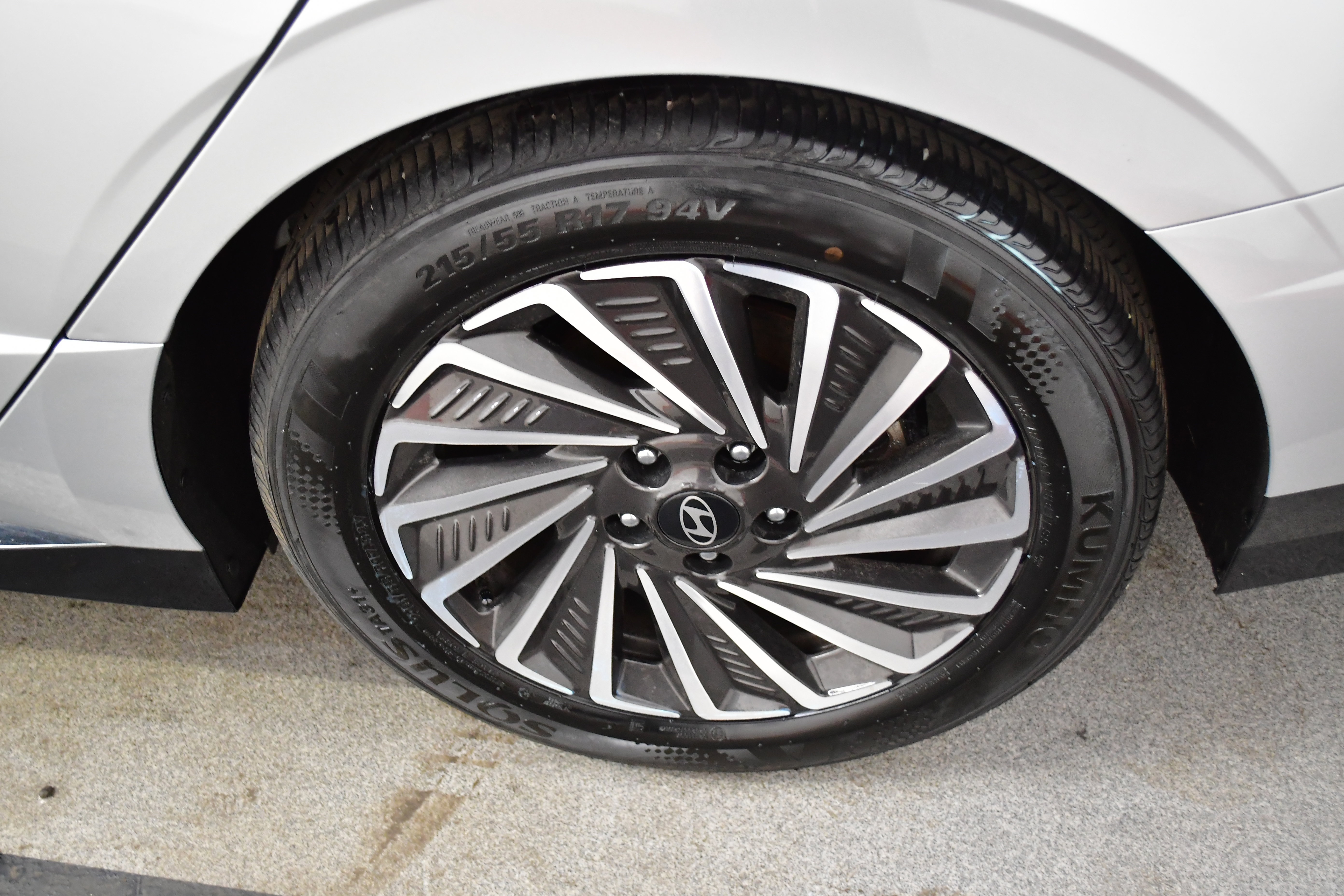 Used 2025 Hyundai Sonata SEL FWD image 33