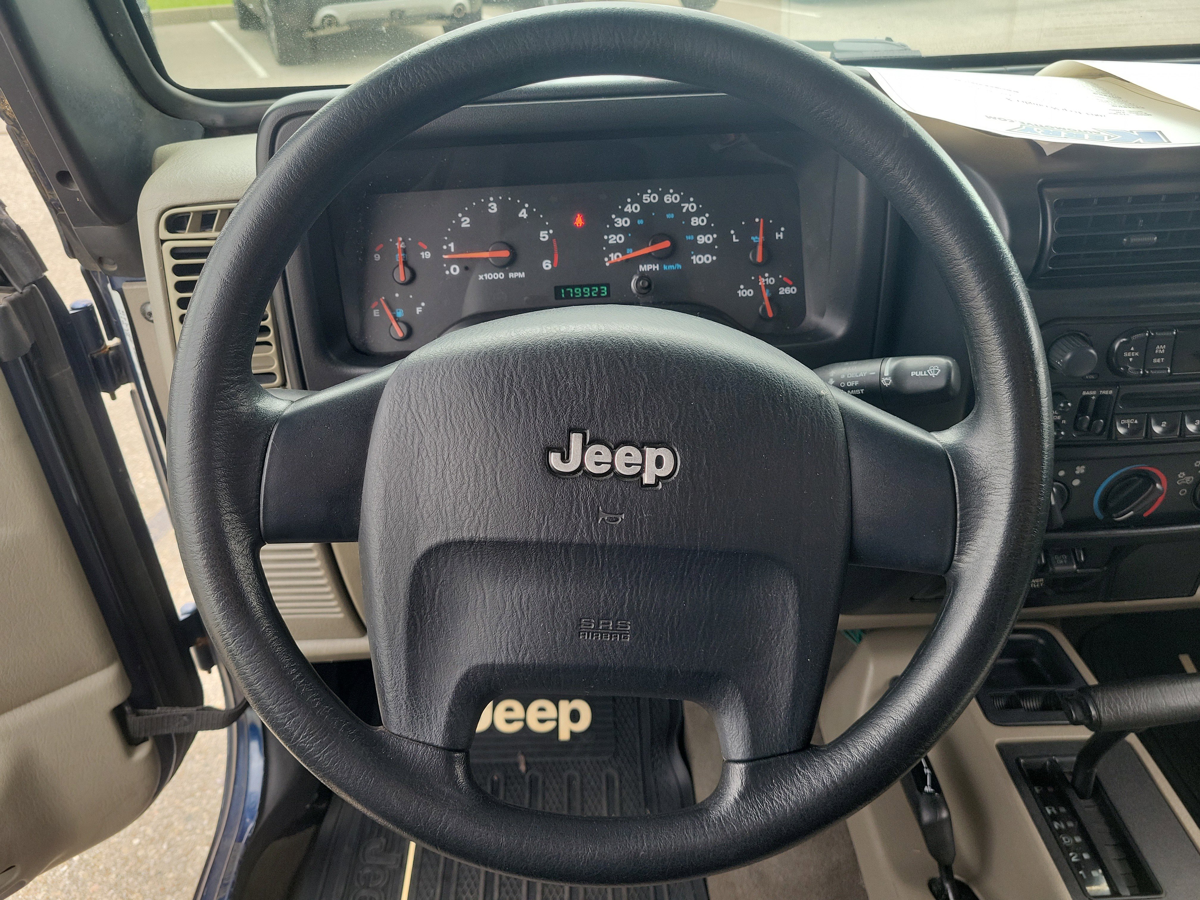 Used 2004 Jeep Wrangler X AWD/4WD image 17