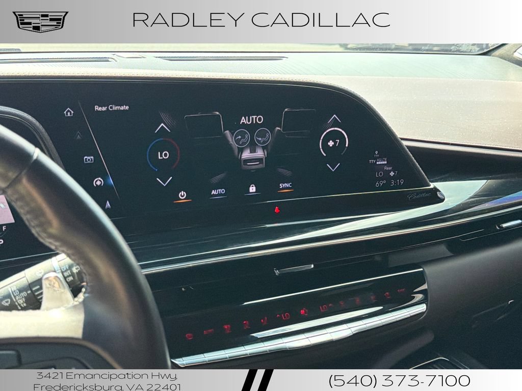 Used 2024 Cadillac Escalade V w/ Heavy-Duty Trailer Package AWD/4WD image 8