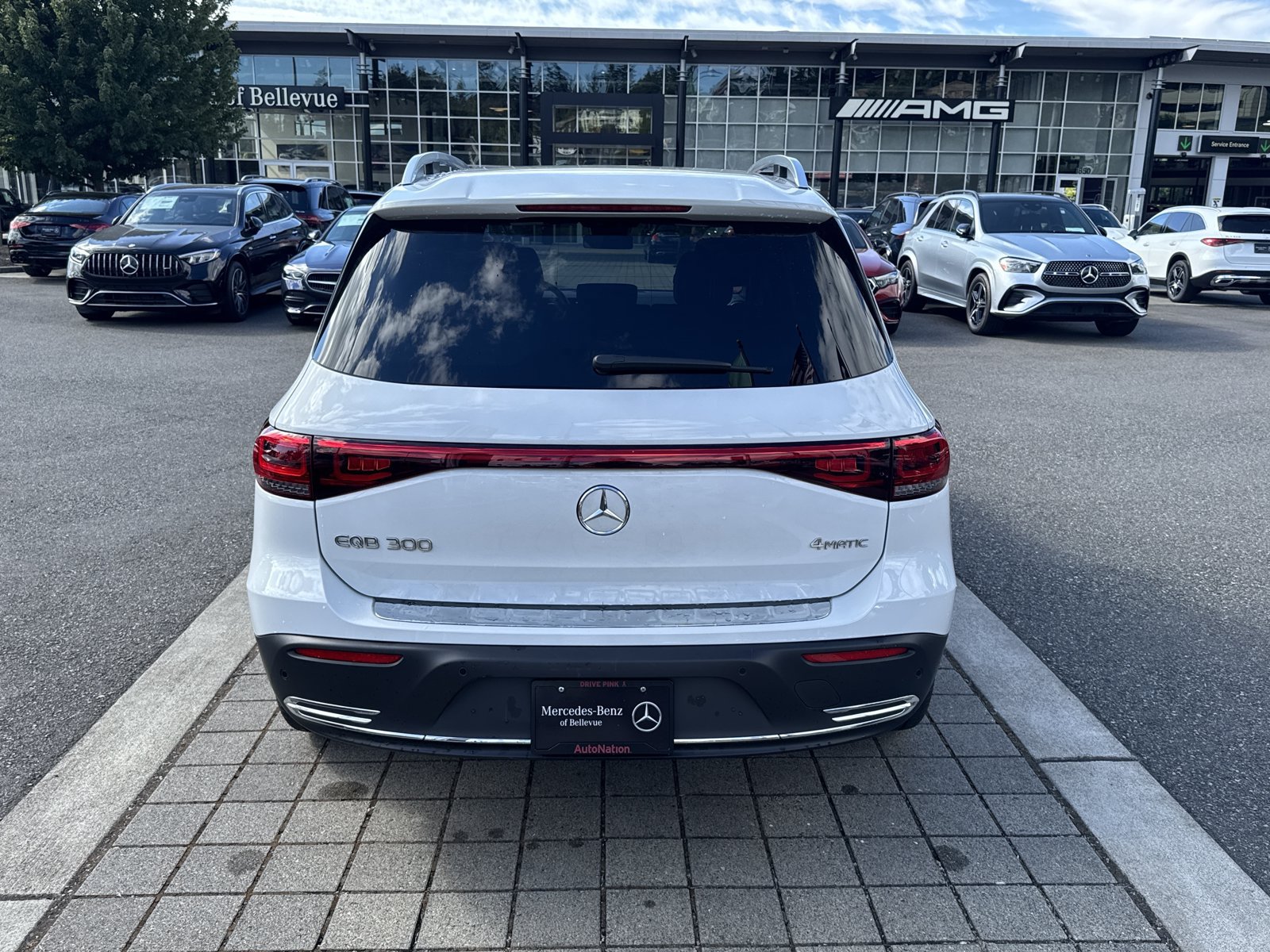 Certified 2023 Mercedes-Benz EQB 300 4MATIC image 6