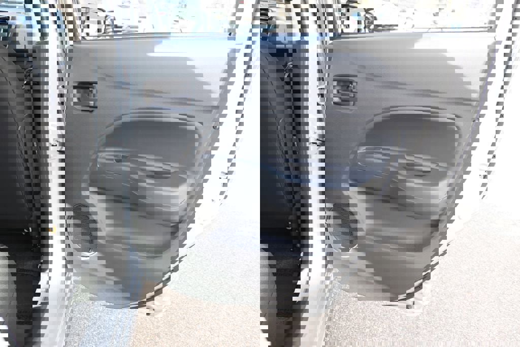 Used 2024 Mitsubishi Mirage LE image 27