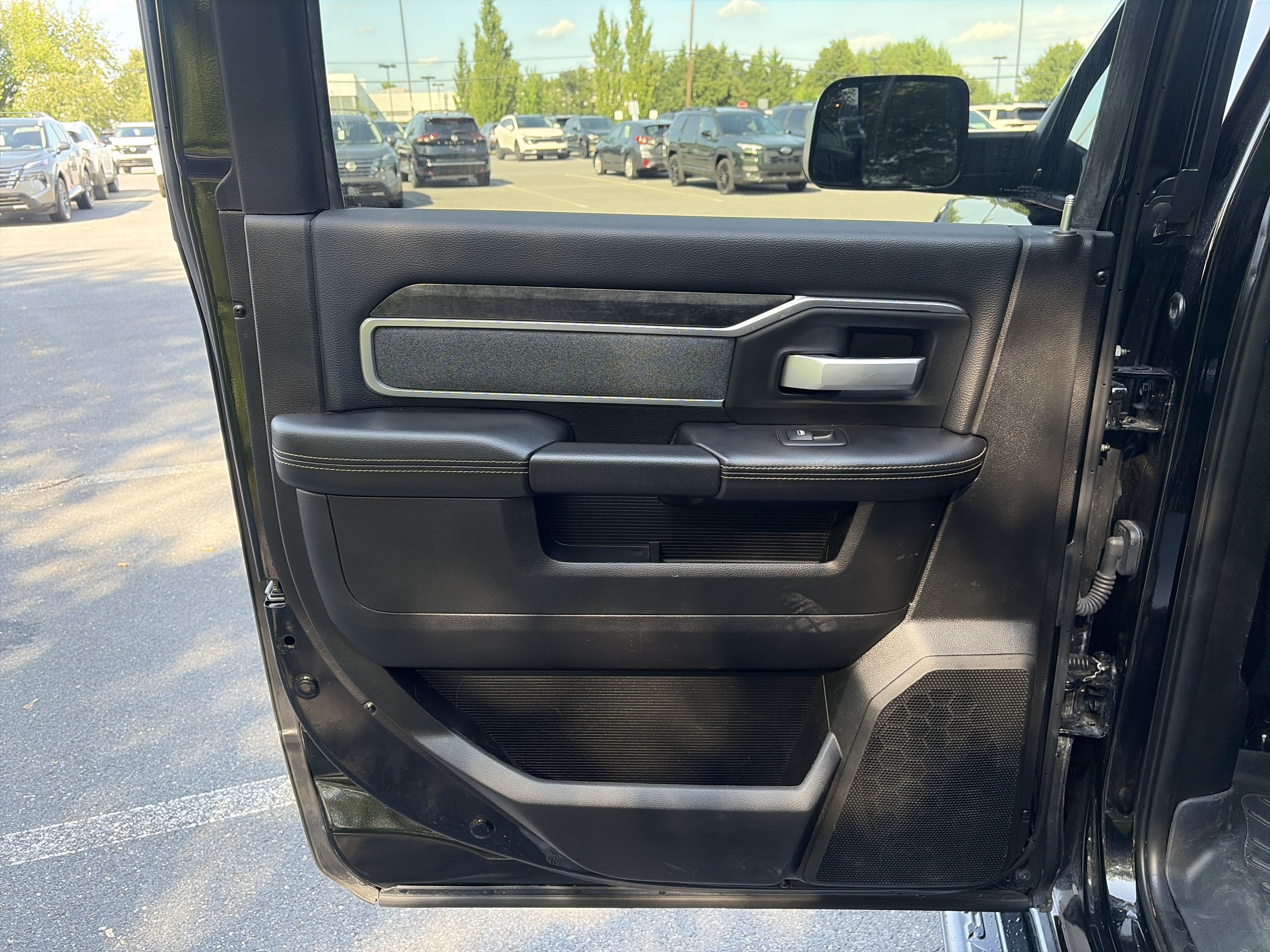 Used 2019 RAM 3500 Big Horn AWD/4WD image 21