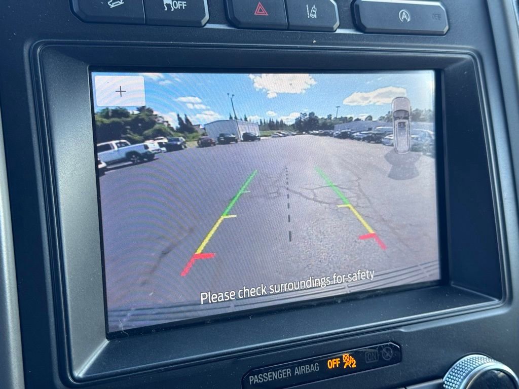 Used 2020 Ford Expedition XLT w/ Equipment Group 202A AWD/4WD image 12