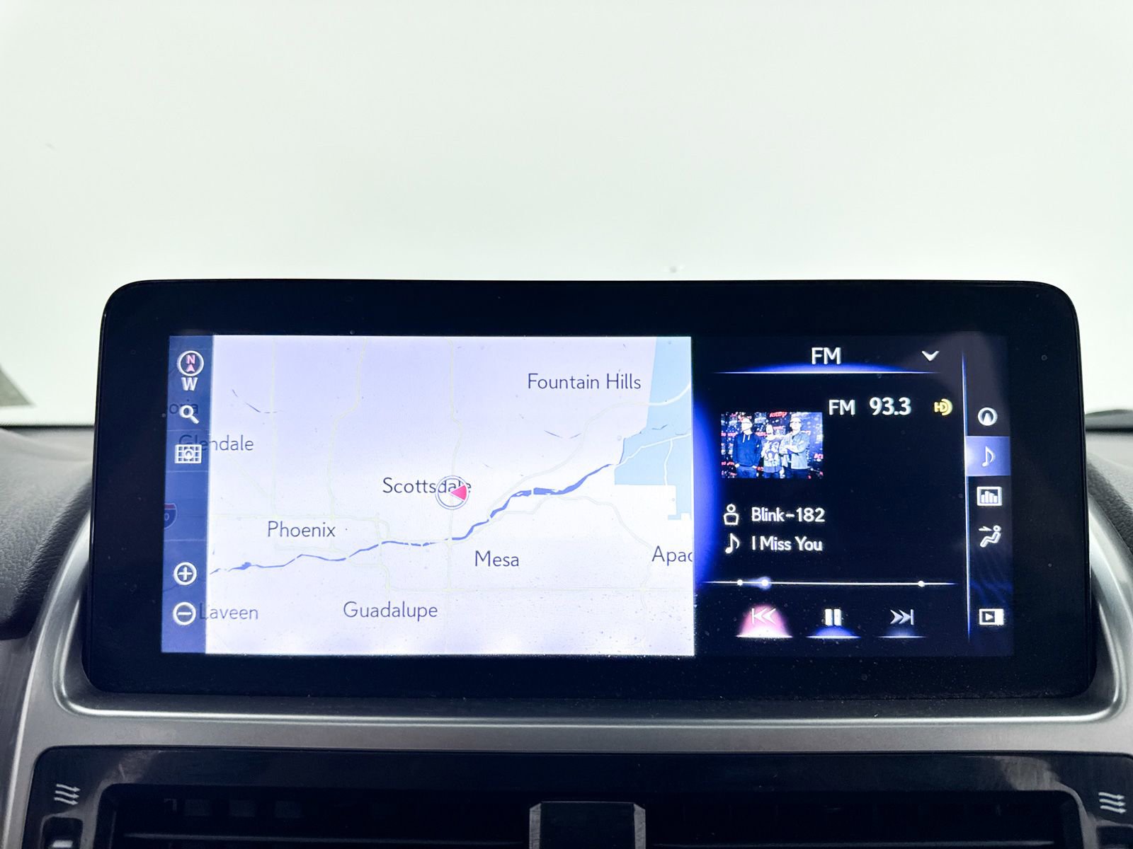 Used 2022 Lexus GX 460 Premium w/ Premium Package image 5