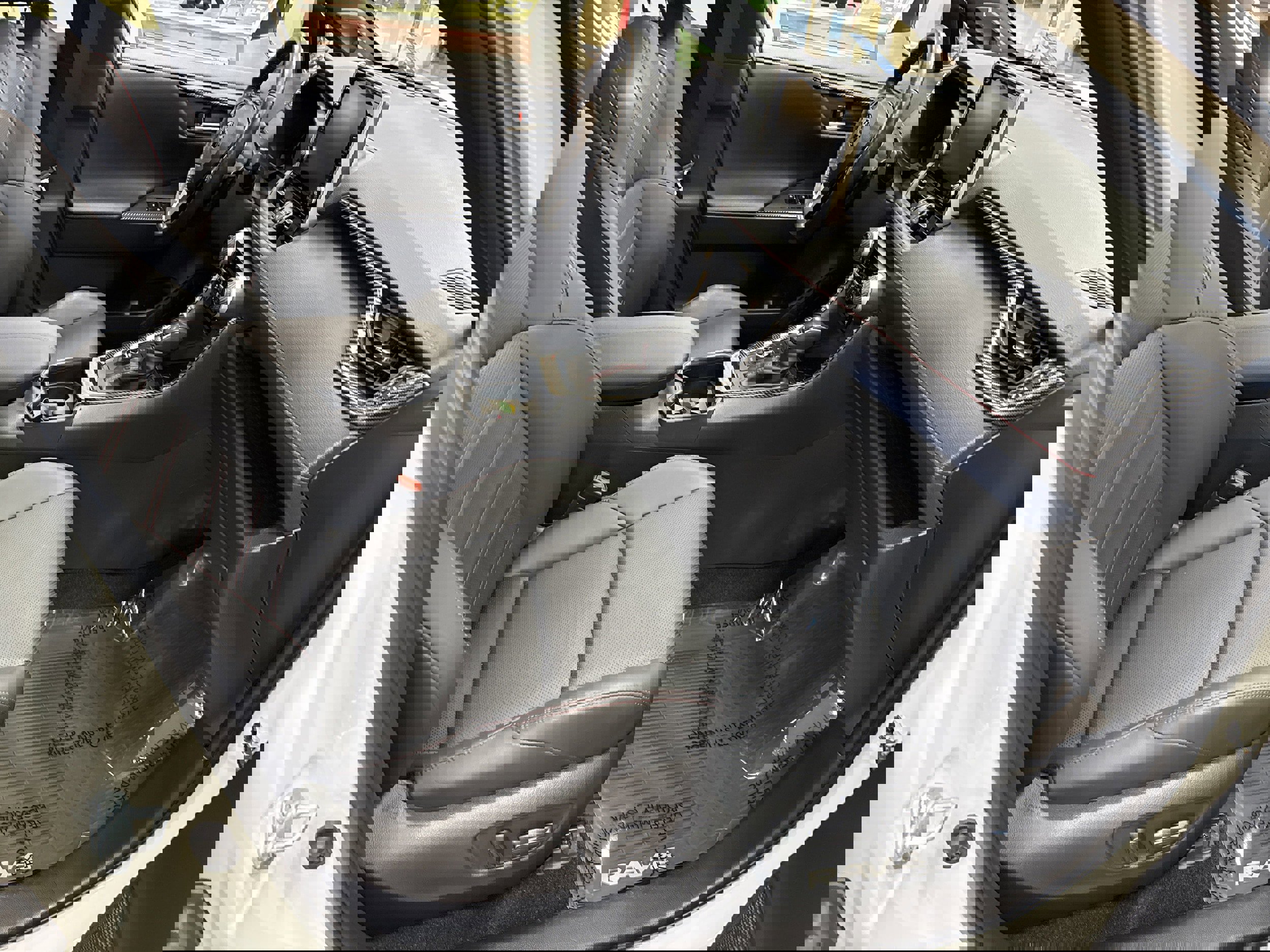 Used 2021 Toyota RAV4 XSE w/ Premium Package image 17