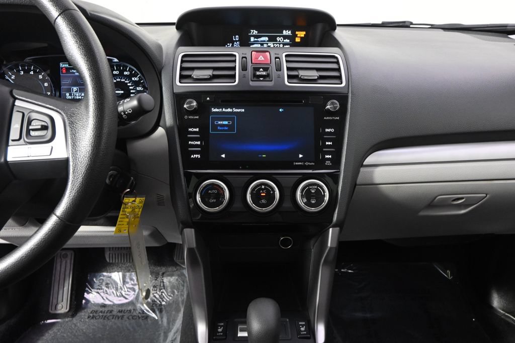 Used 2017 Subaru Forester 2.5i Premium AWD/4WD image 27