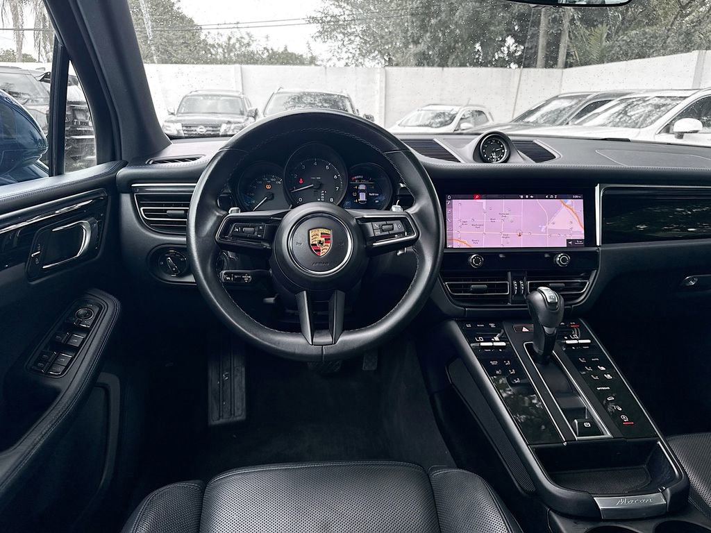 Used 2023 Porsche Macan image 24