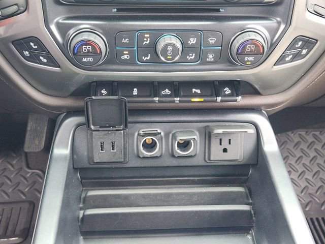 Used 2018 Chevrolet Silverado 1500 LTZ Z71 w/ LTZ Plus Package AWD/4WD image 21