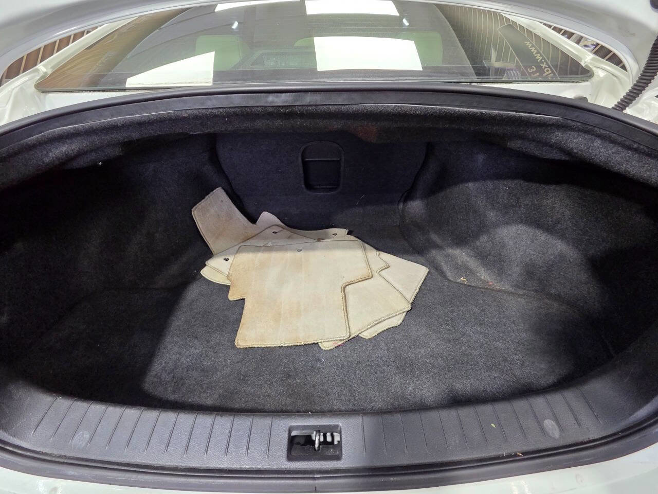 Used 2015 INFINITI Q50 image 26