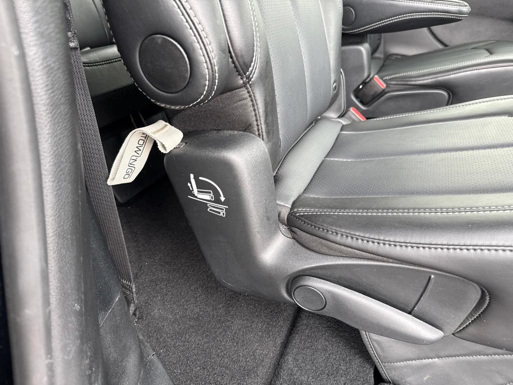 Used 2025 Chrysler Pacifica Select FWD image 37