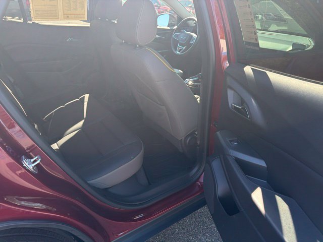 Used 2024 Chevrolet Trax ACTIV w/ Driver Confidence Package FWD image 21