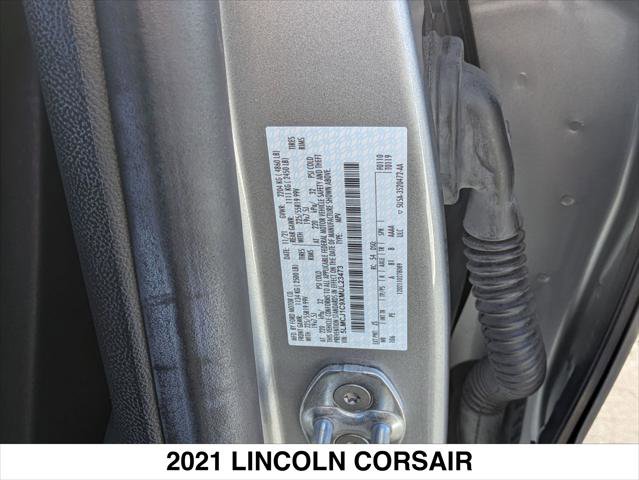 Used 2021 Lincoln Corsair FWD w/ Premium Package image 26