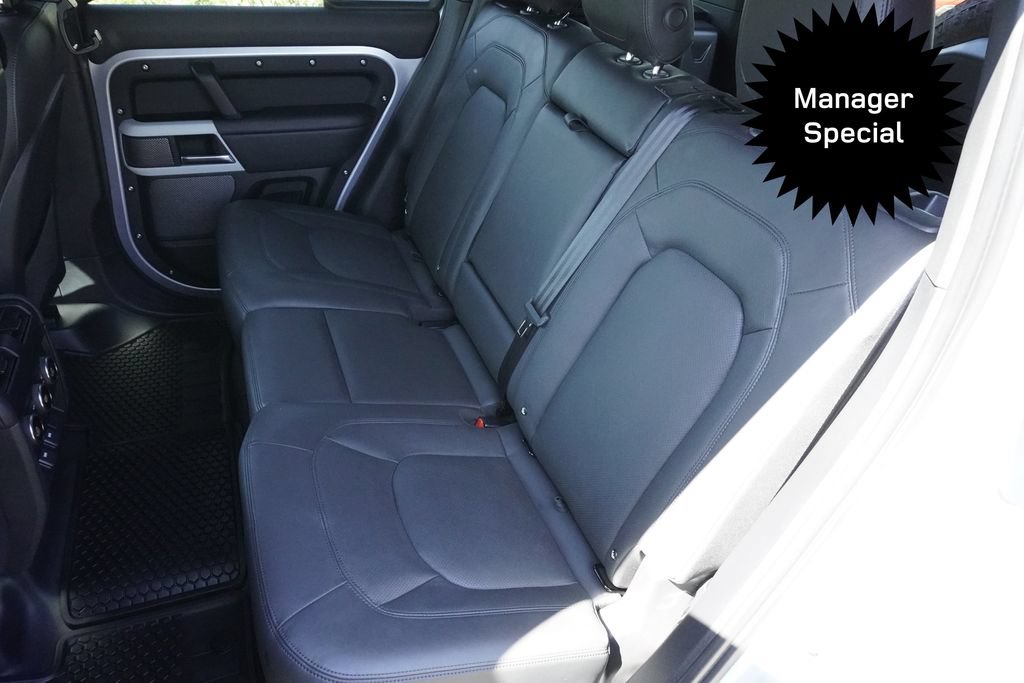 Used 2024 Land Rover Defender 110 SE AWD/4WD image 30