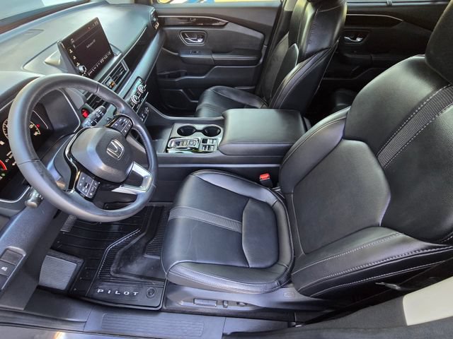 Used 2024 Honda Pilot Touring image 23
