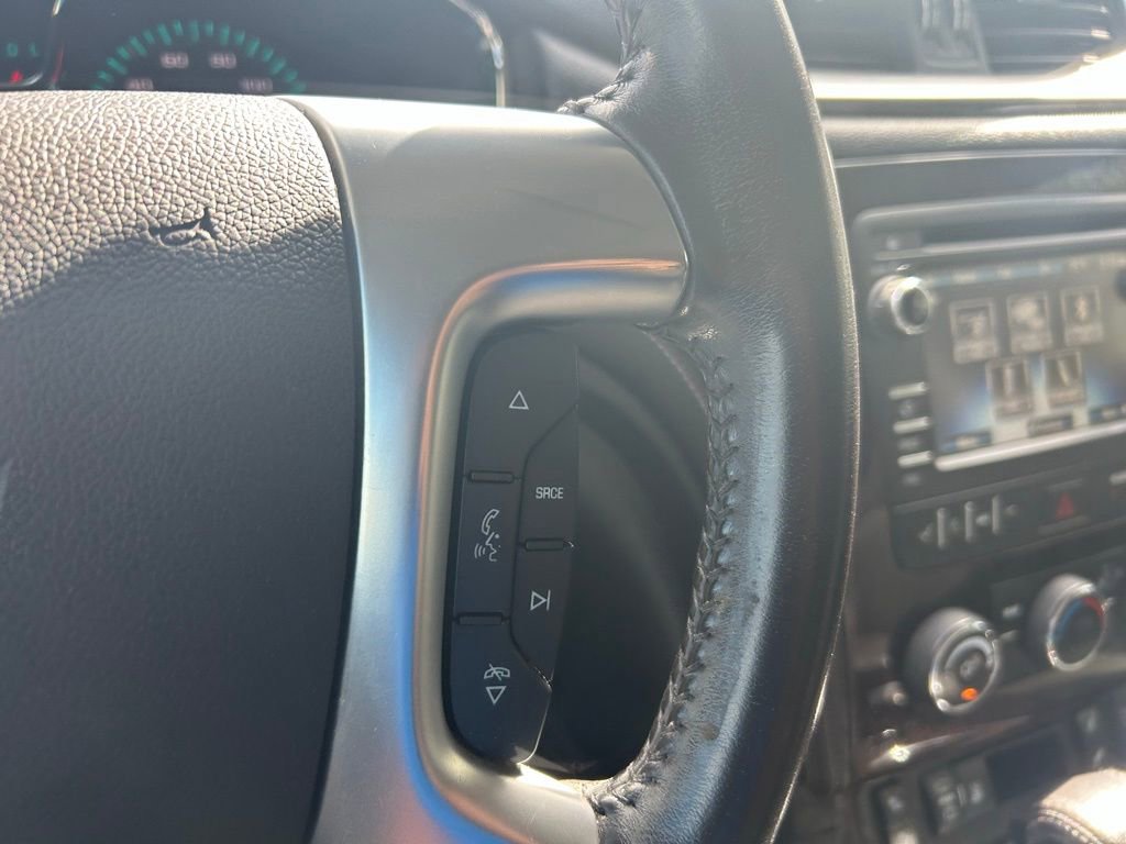 Used 2017 Chevrolet Traverse LT w/ Style and Technology Package image 21