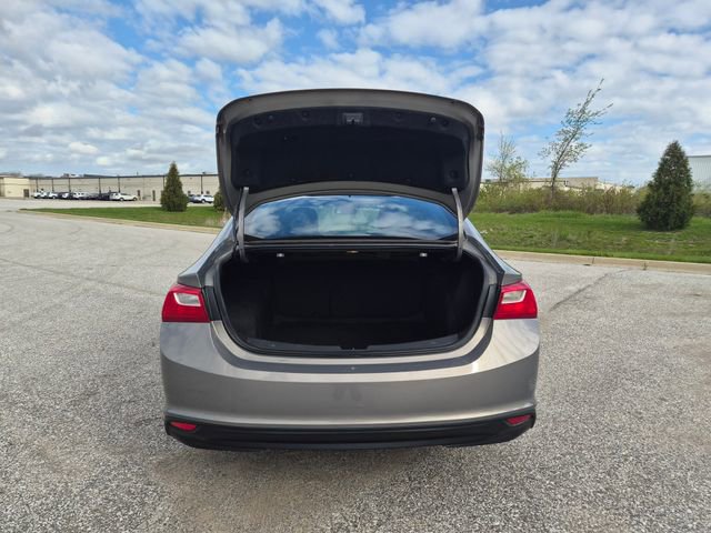 Used 2017 Chevrolet Malibu LT FWD image 10