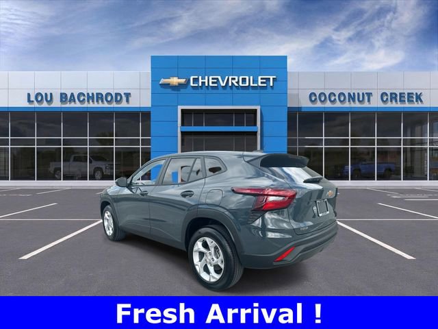 Used 2026 Chevrolet Trax LS w/ LS Convenience Package image 6