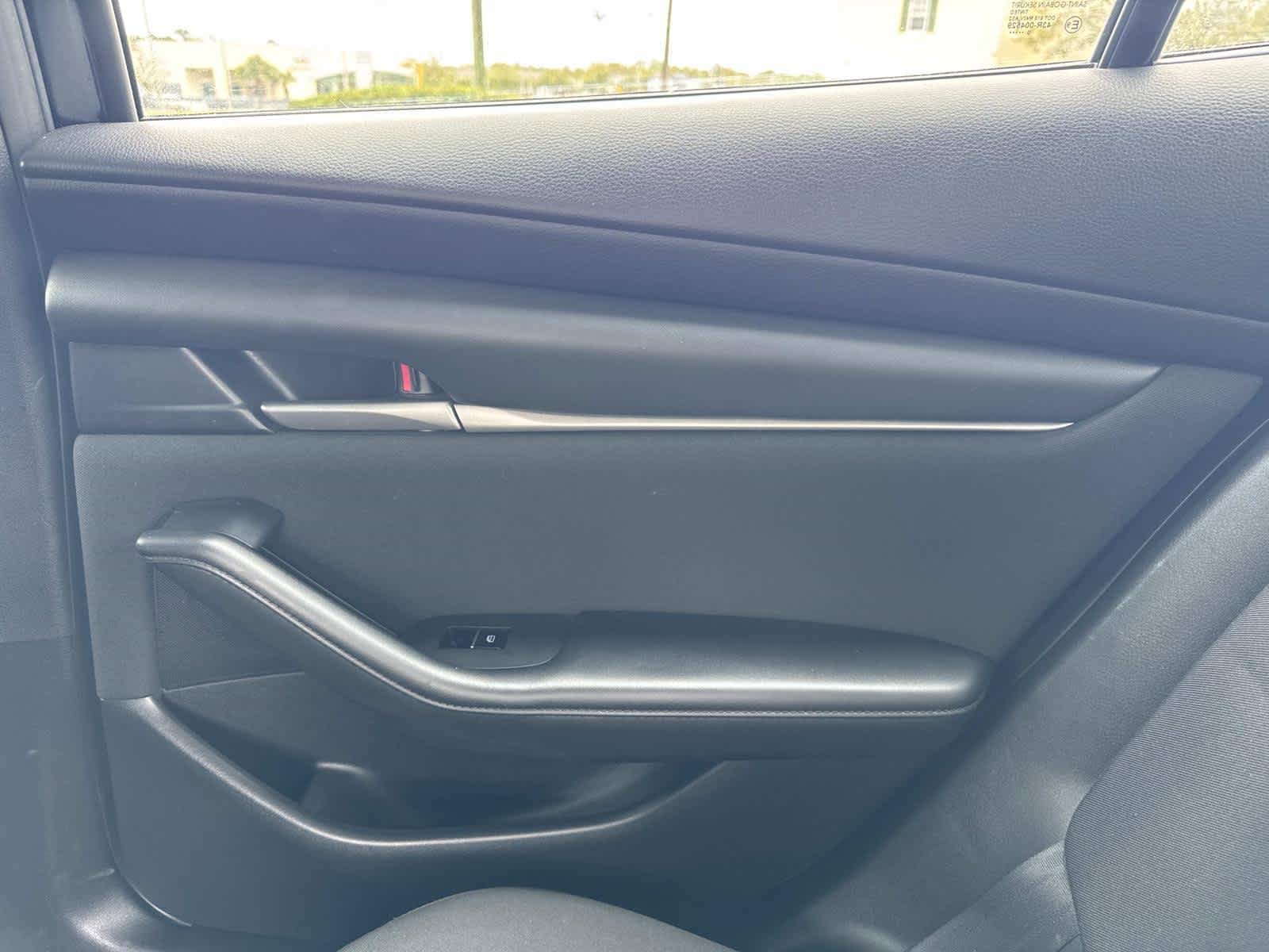 Used 2021 MAZDA MAZDA3 s FWD image 14