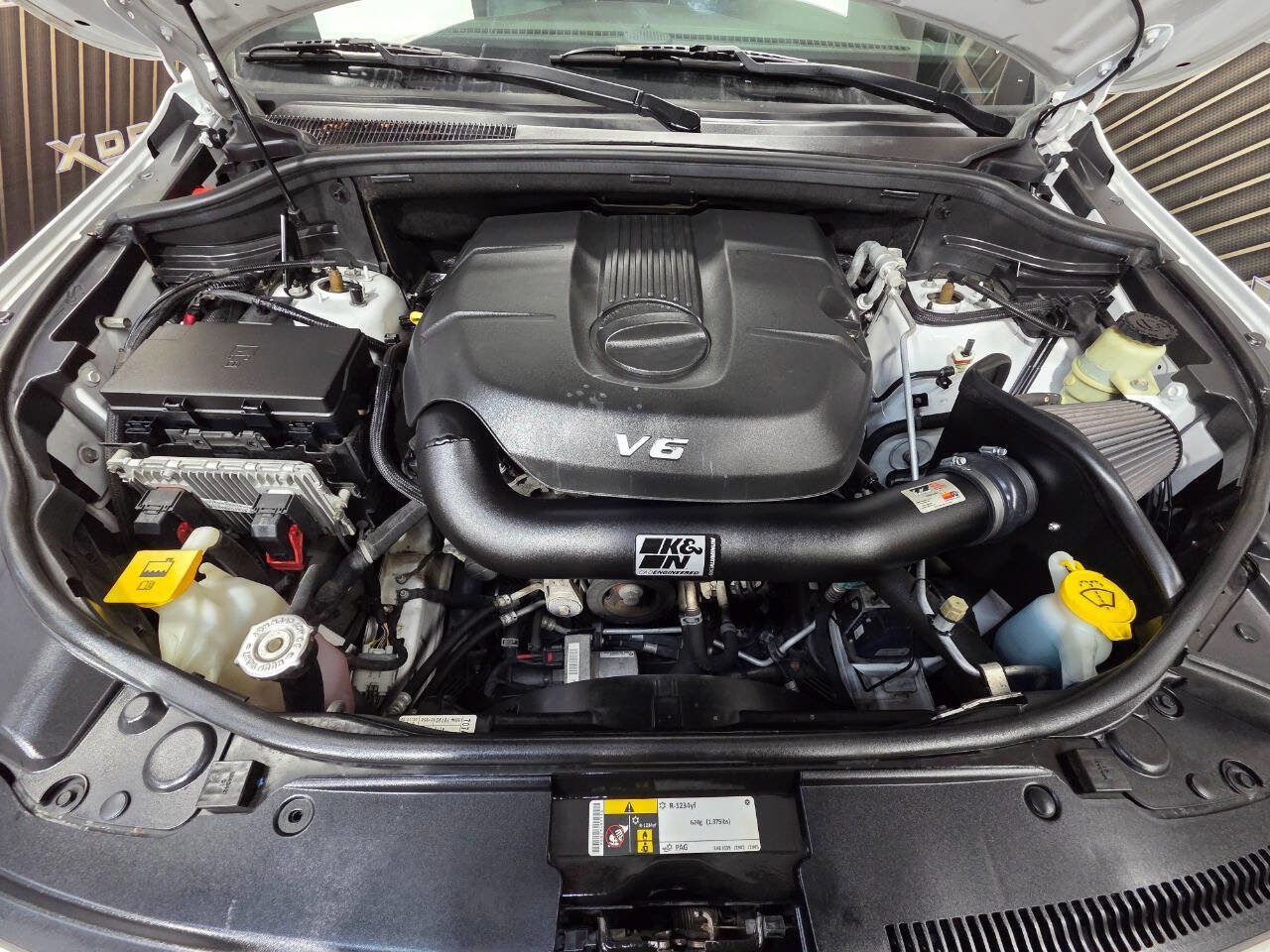 Used 2015 Jeep Grand Cherokee Overland w/ Advanced Technology Group image 31